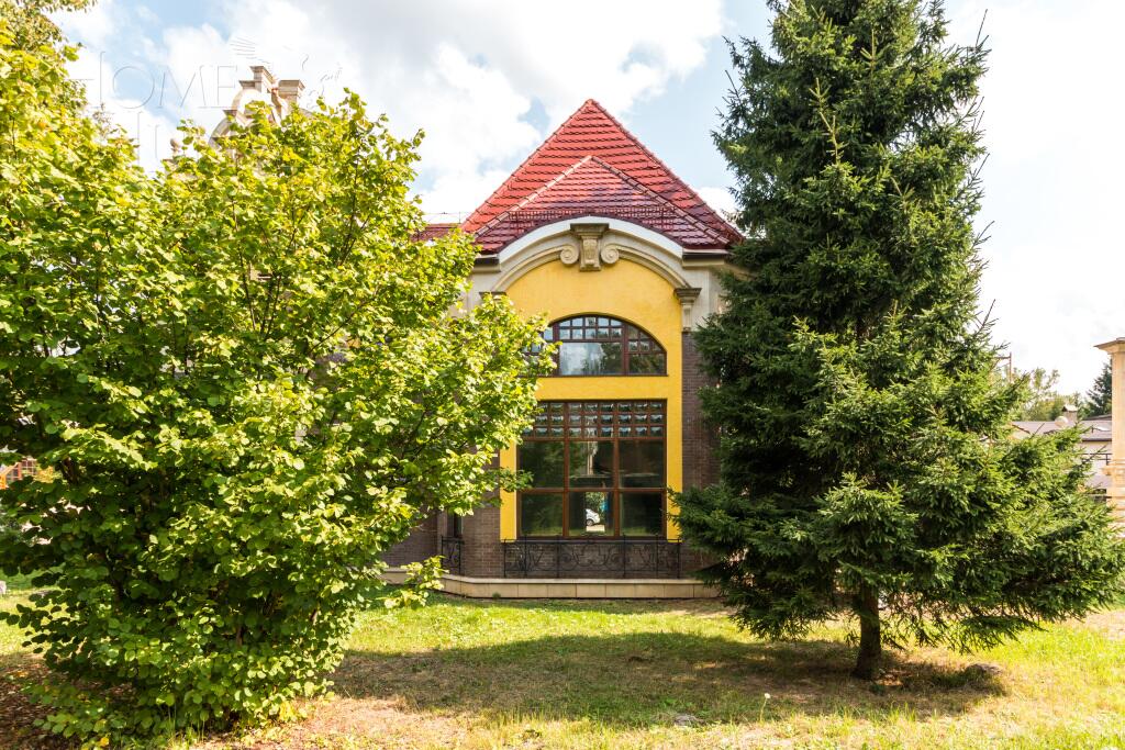 2-этажный коттедж 950 м² с отделкой