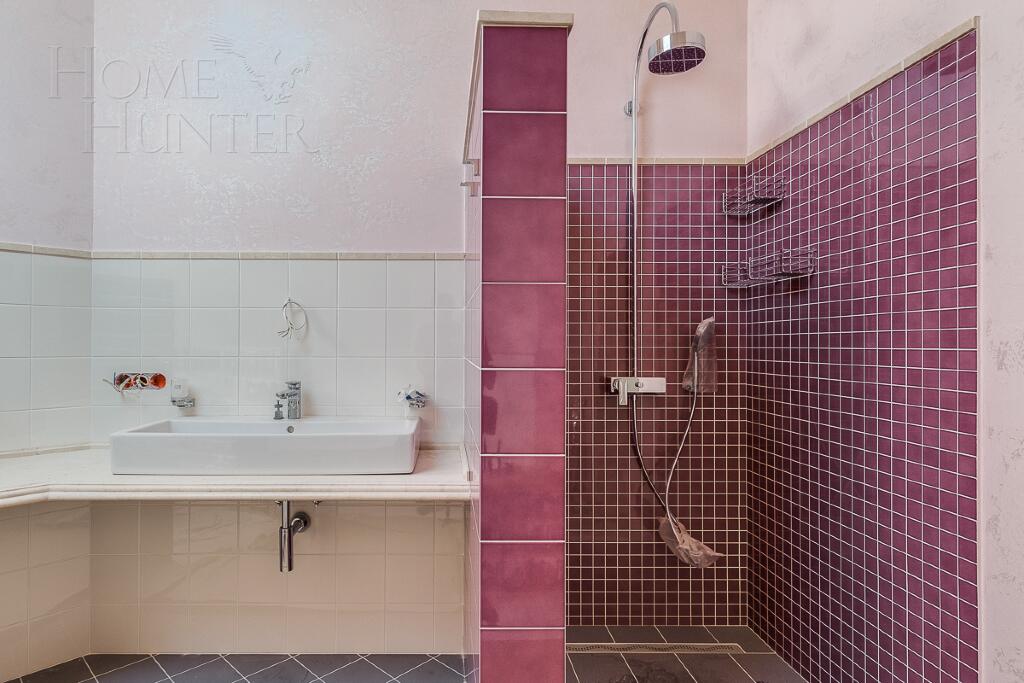 2-этажный коттедж 1 686 м² с отделкой