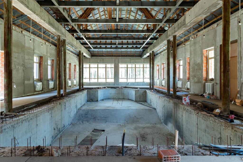 2-этажный коттедж 2 000 м² без отделки