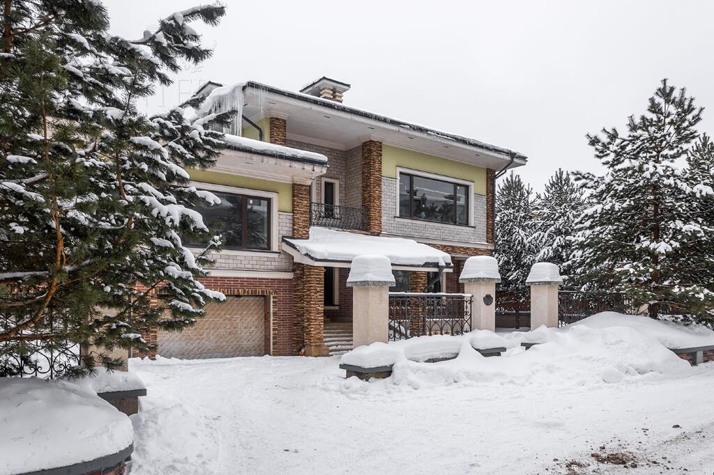 2-этажный коттедж 772 м² без отделки