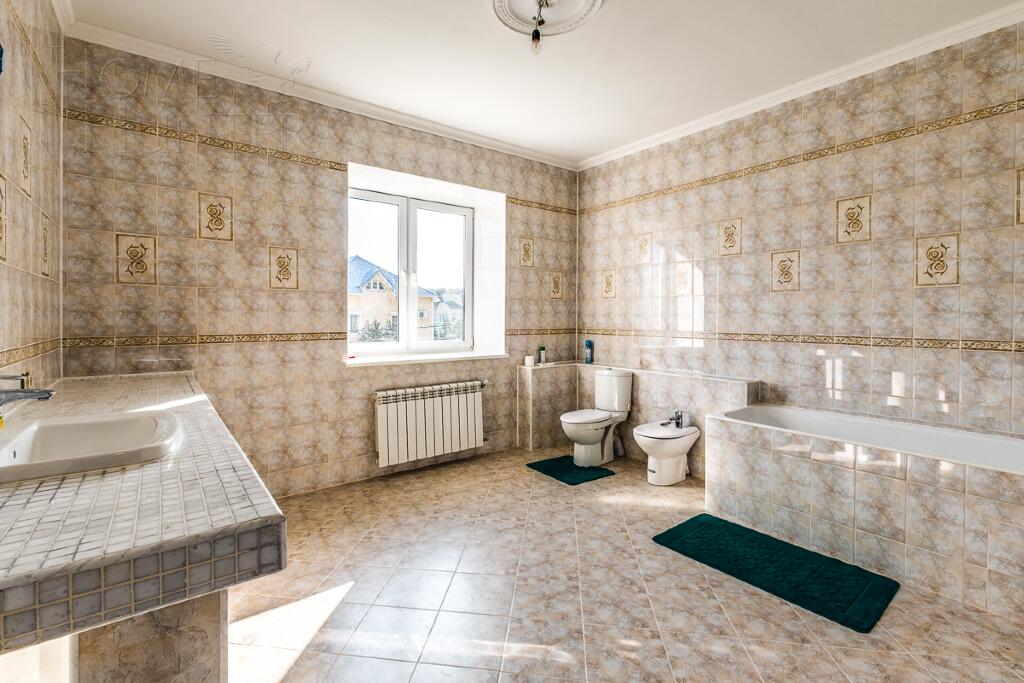 2-этажный коттедж 400 м² с отделкой