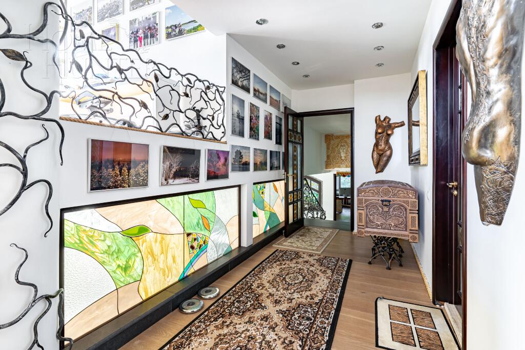 2-этажный коттедж 630 м² с отделкой