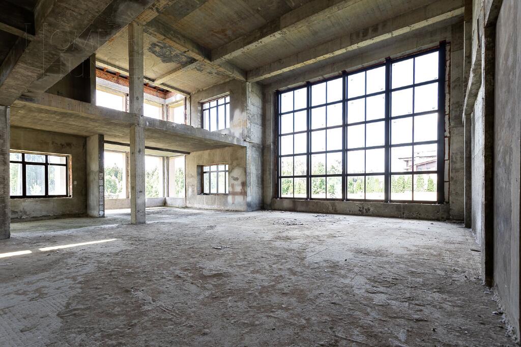 2-этажный коттедж 1 554 м² без отделки