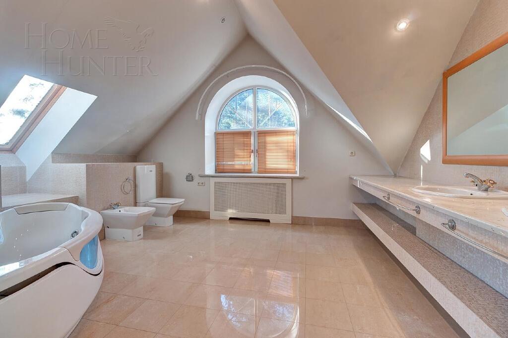 2-этажный коттедж 680 м² с отделкой