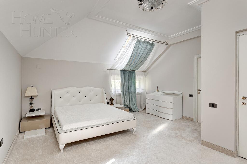 2-этажный коттедж 850 м² с отделкой