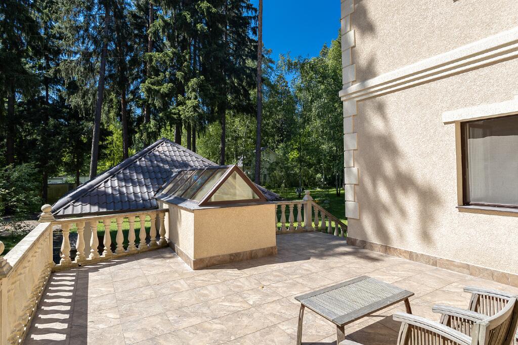 2-этажный коттедж 850 м² с отделкой