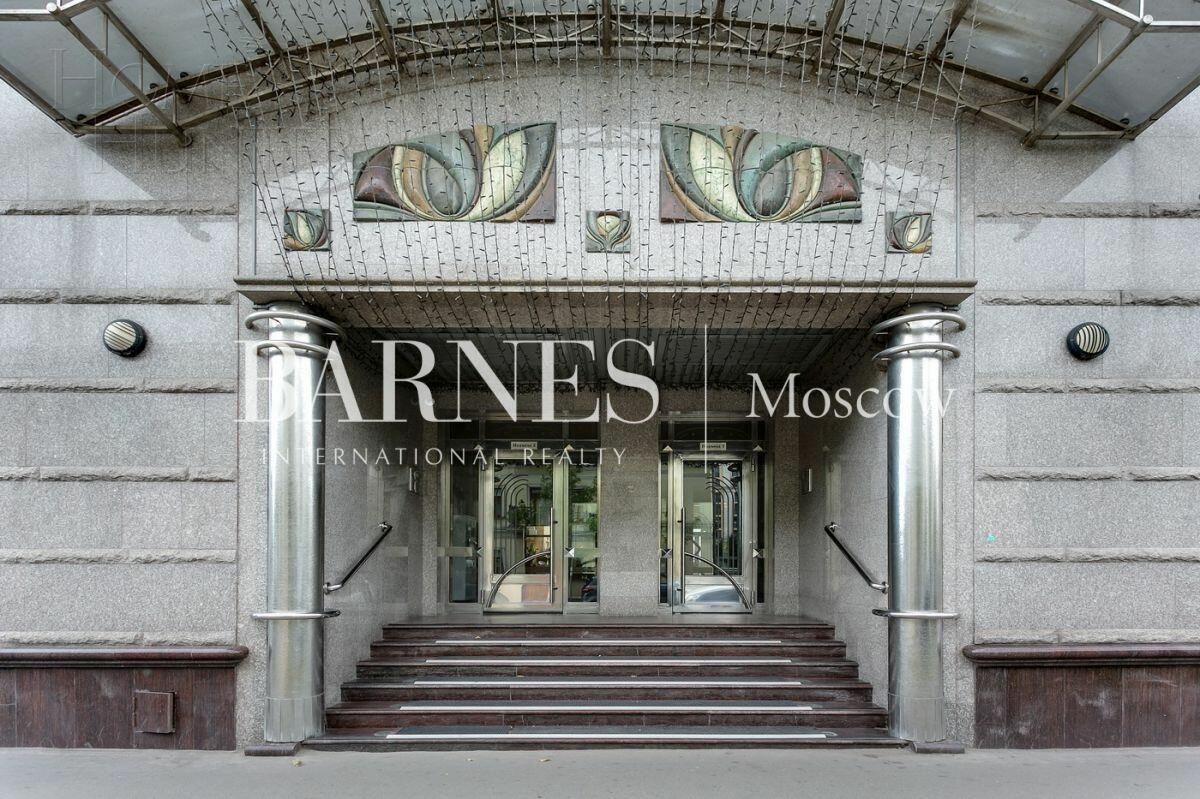 5-КОМН. КВАРТИРА БЕЗ ОТДЕЛКИ 300 М² НА 10 ЭТАЖЕ