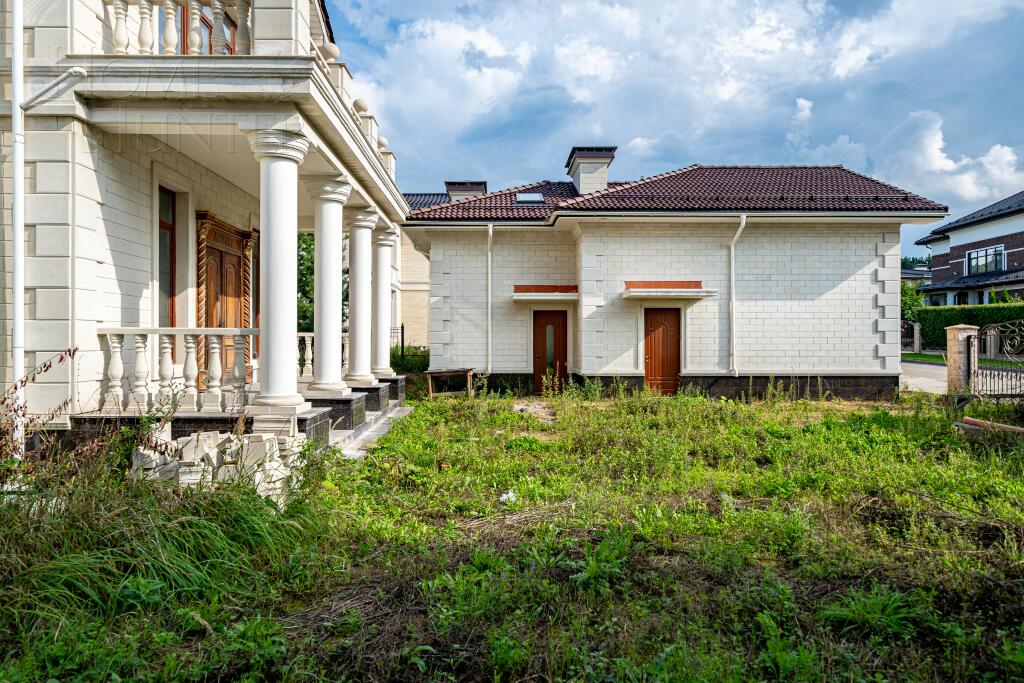 2-этажный коттедж 420 м² без отделки