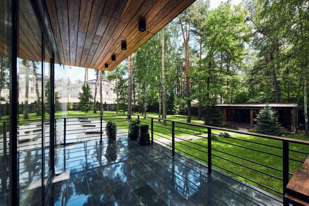 2-этажный коттедж 835 м² с отделкой