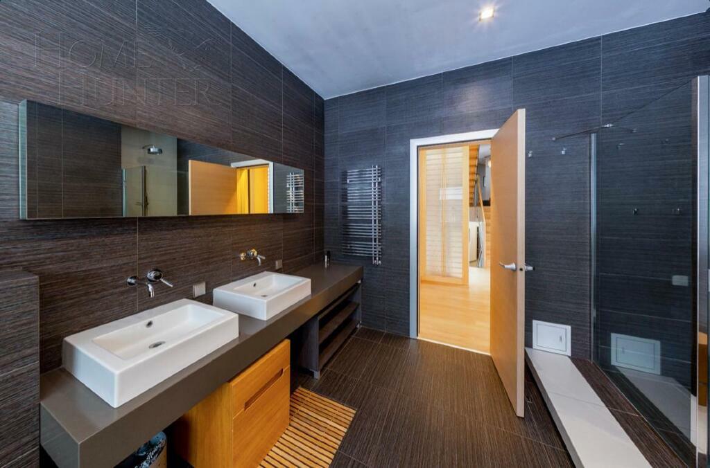 2-этажный коттедж 1 622 м² с отделкой