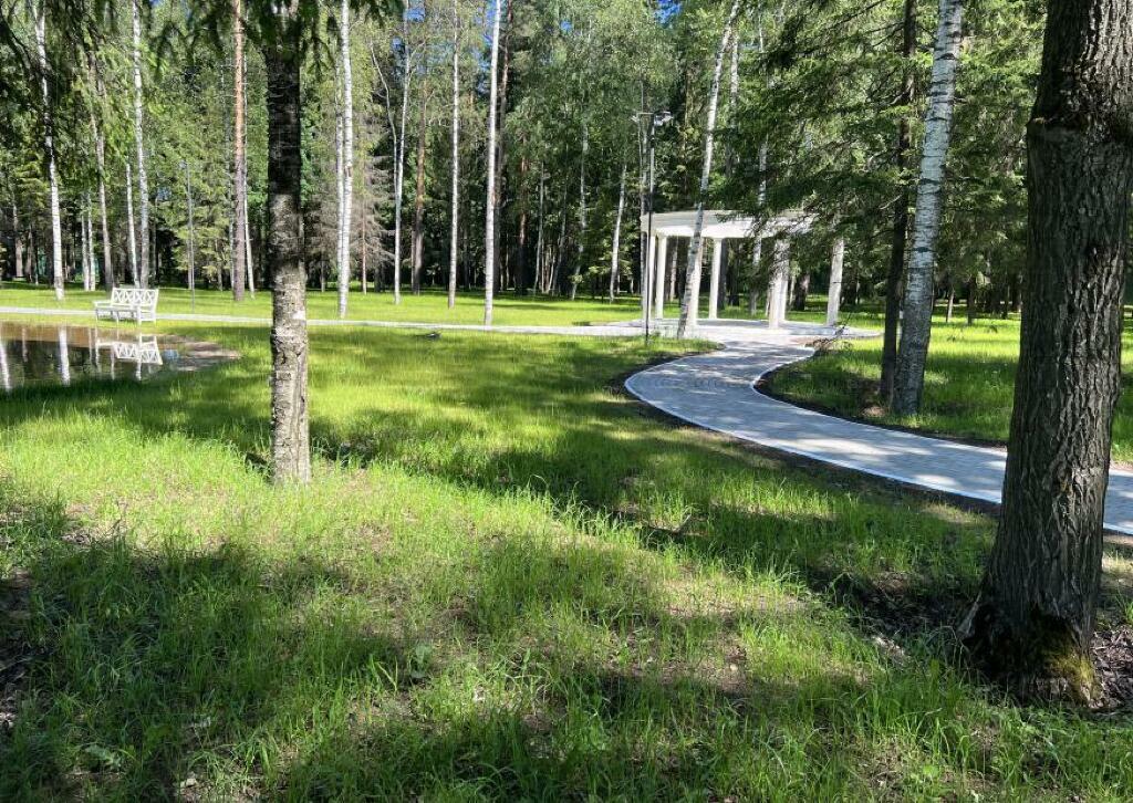 2-этажный коттедж 900 м² с отделкой