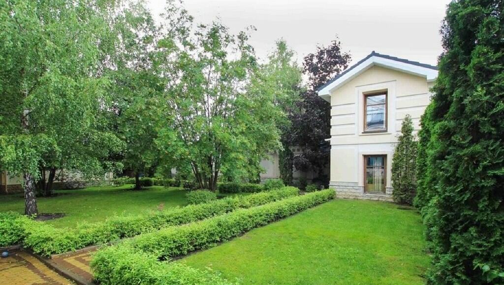 2-этажный коттедж 900 м² с отделкой