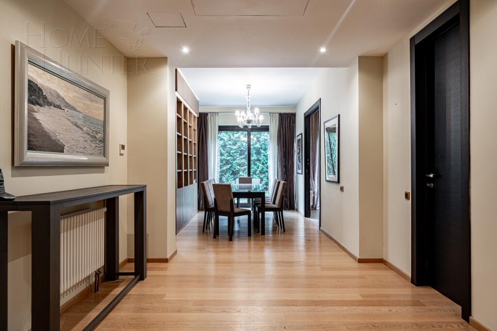 2-этажный коттедж 600 м² с отделкой