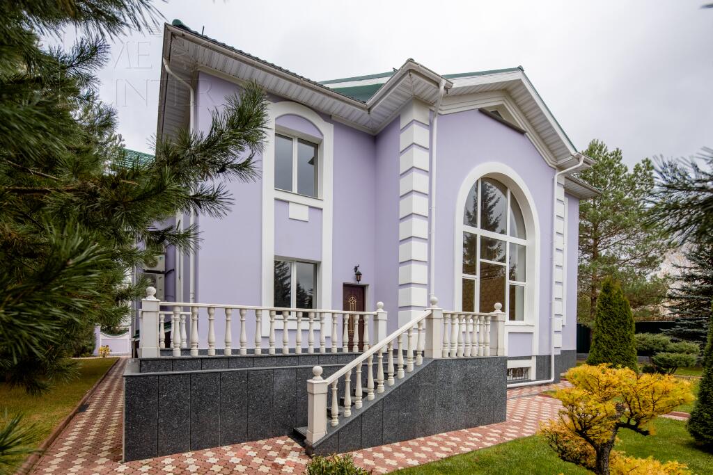 2-этажный коттедж 750 м² с отделкой