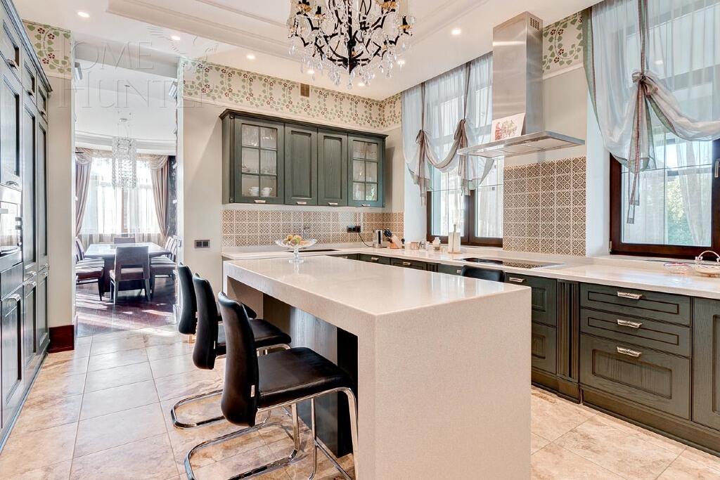 2-этажный коттедж 550 м² с отделкой