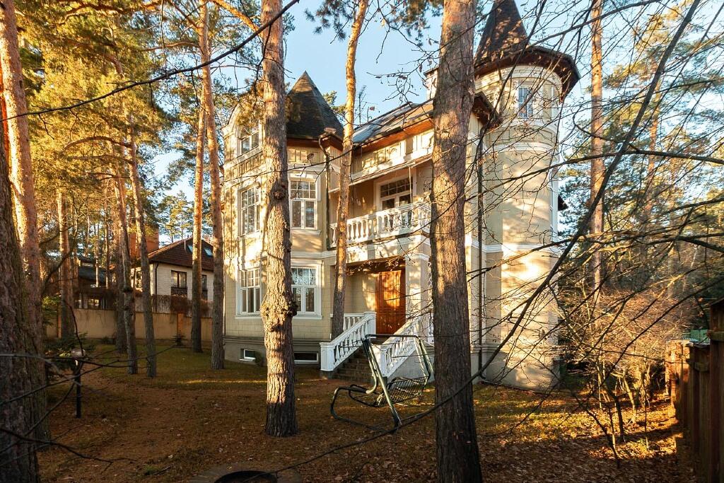 2-этажный коттедж 680 м² с отделкой