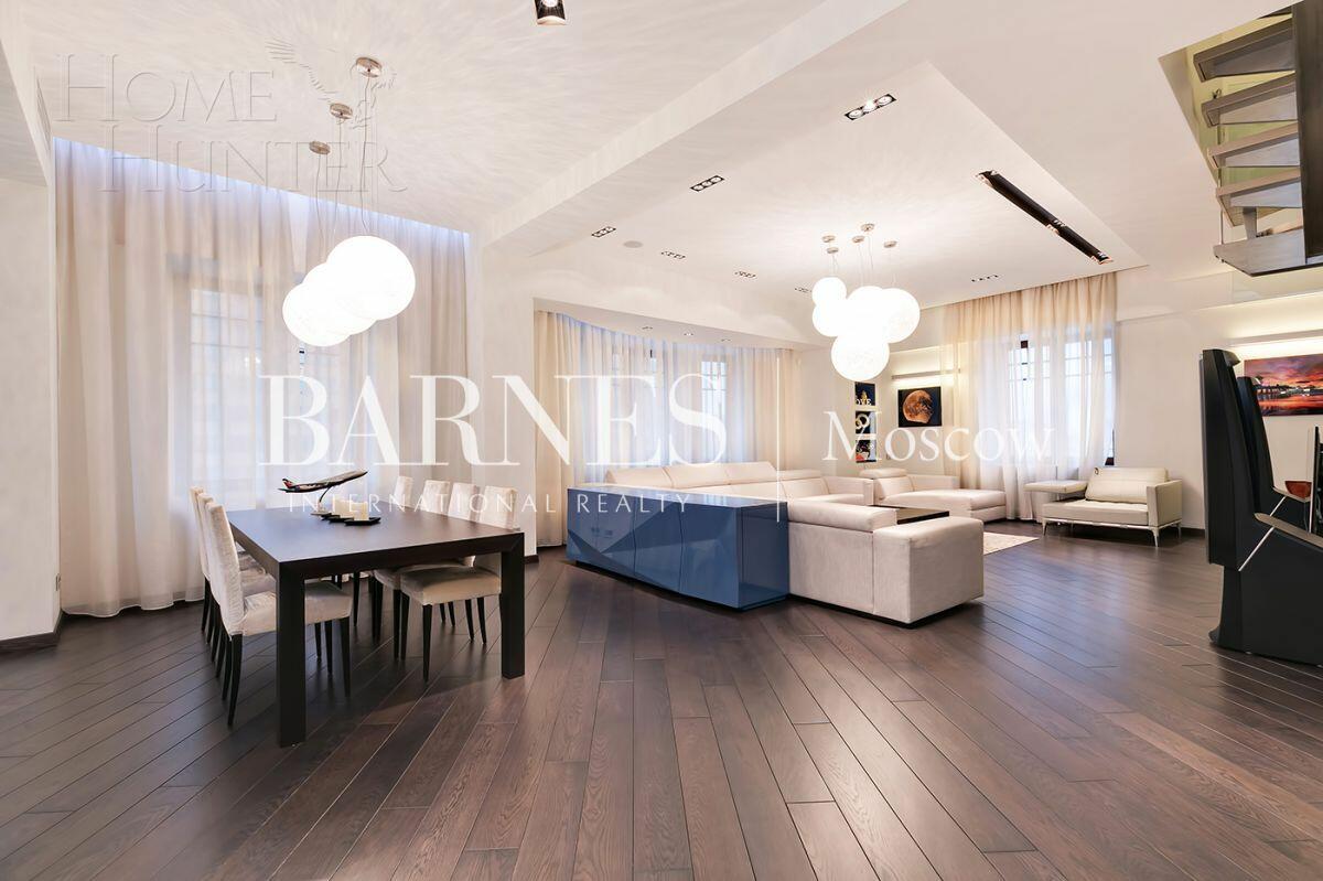 3-УРОВНЕВЫЙ ПЕНТХАУС С ОТДЕЛКОЙ 363 М² НА 9 ЭТАЖЕ