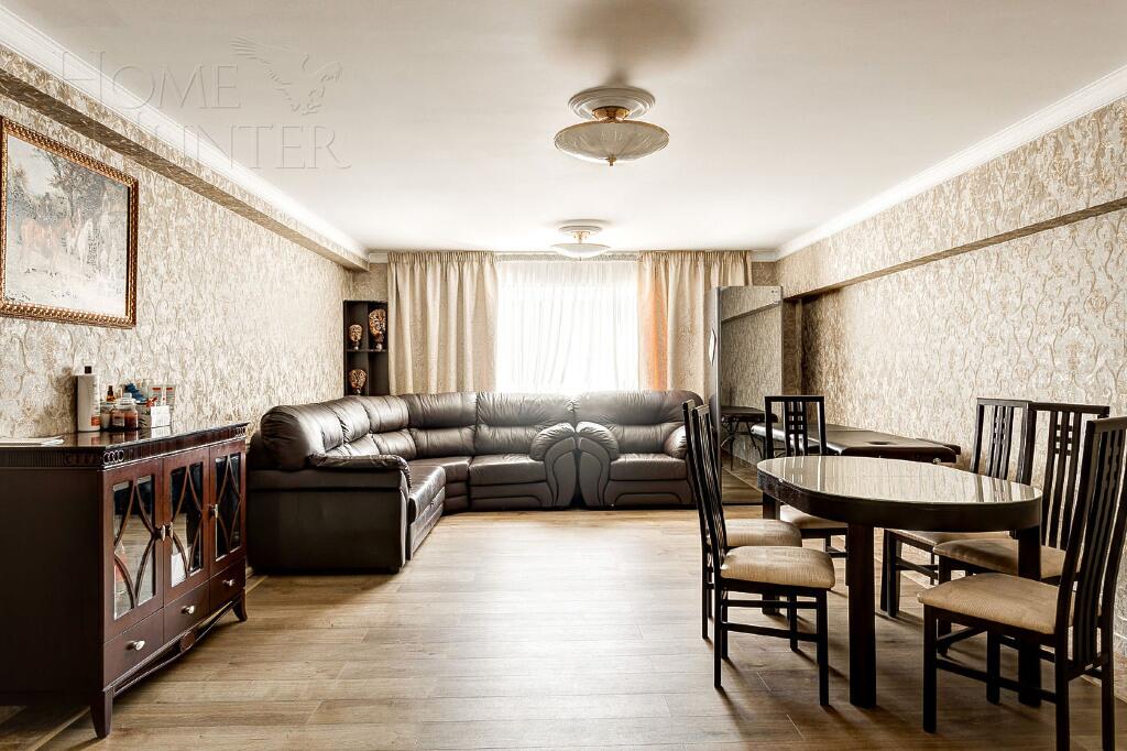 2-этажный коттедж 800 м² с отделкой