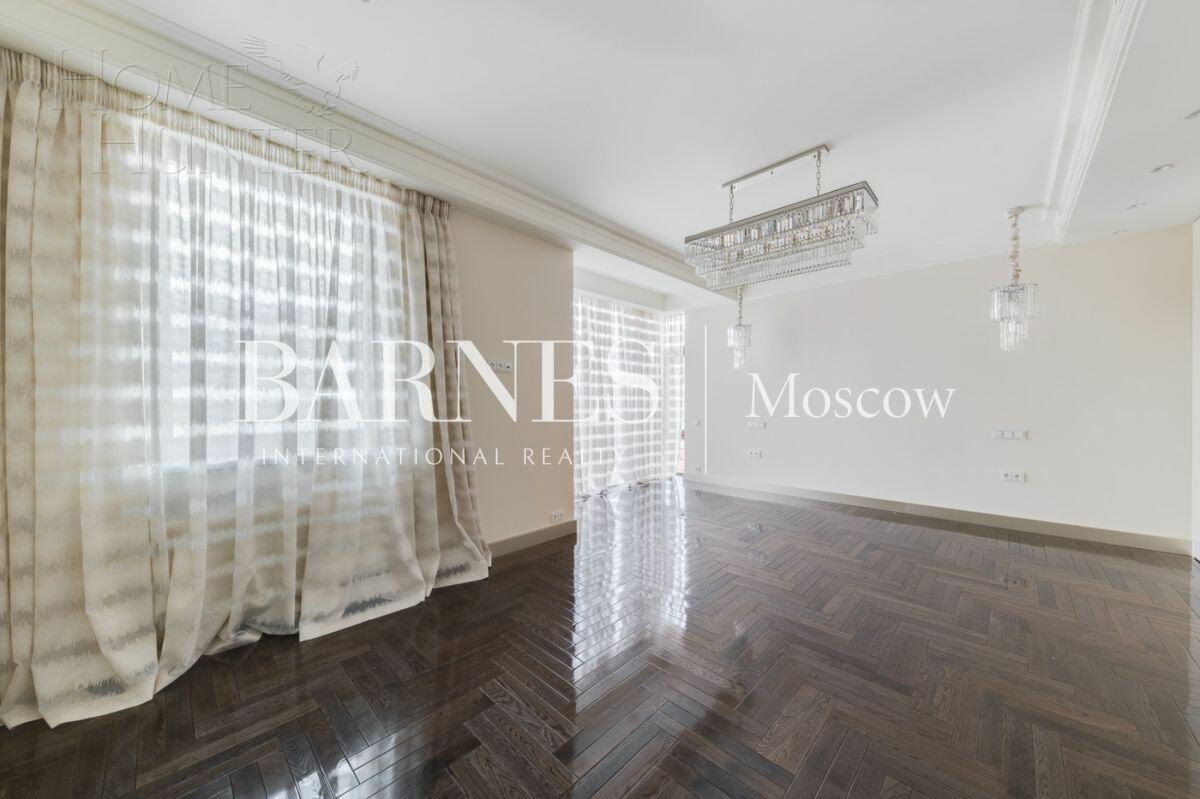 4-КОМН. КВАРТИРА С ОТДЕЛКОЙ 230 М² НА 6 ЭТАЖЕ