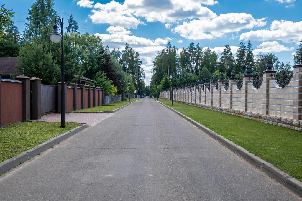 2-этажный коттедж 549 м² без отделки