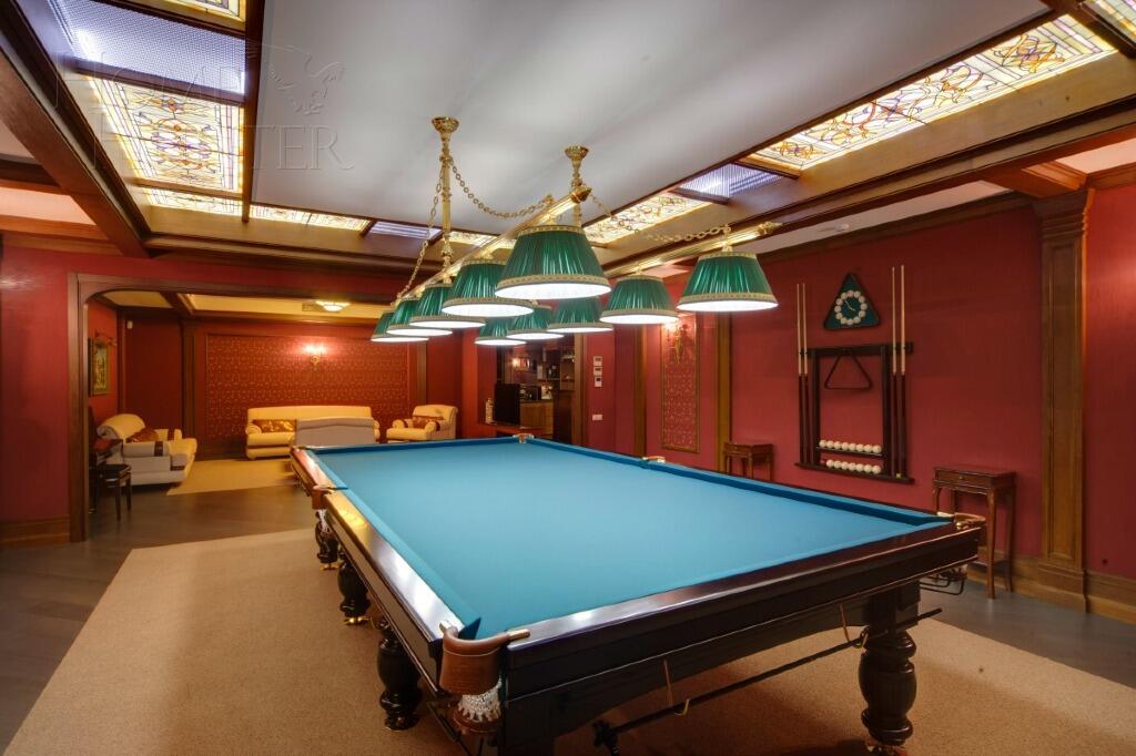 3-этажный коттедж 1 832 м² с отделкой