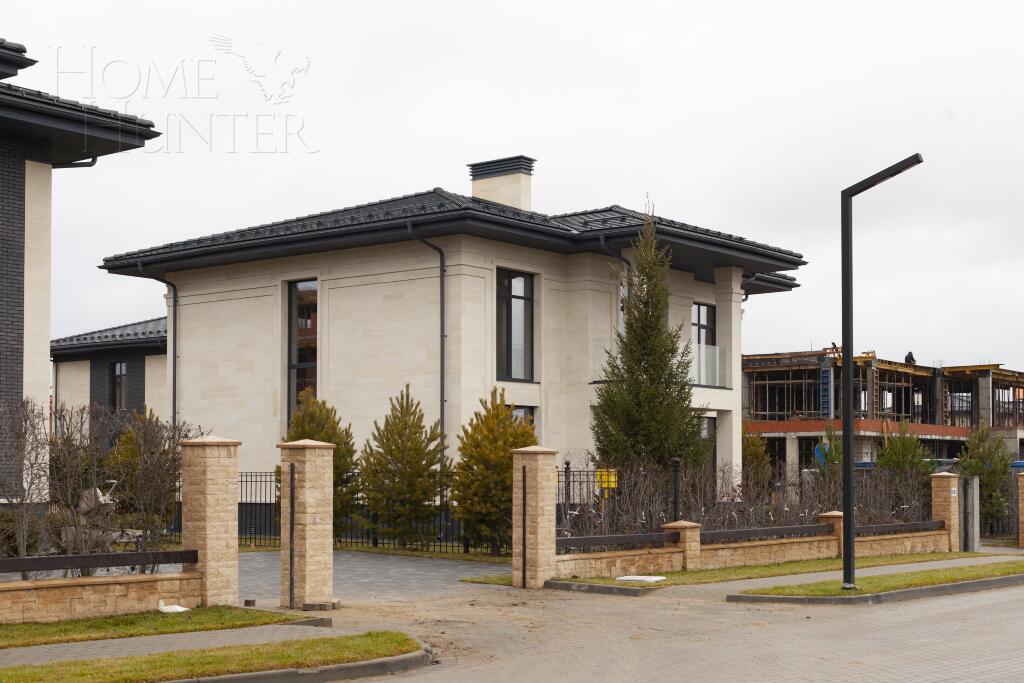 2-этажный коттедж 276.42 м² без отделки