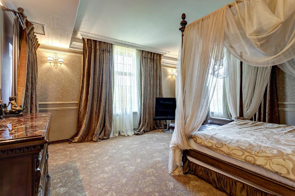 2-этажный коттедж 1 200 м² с отделкой