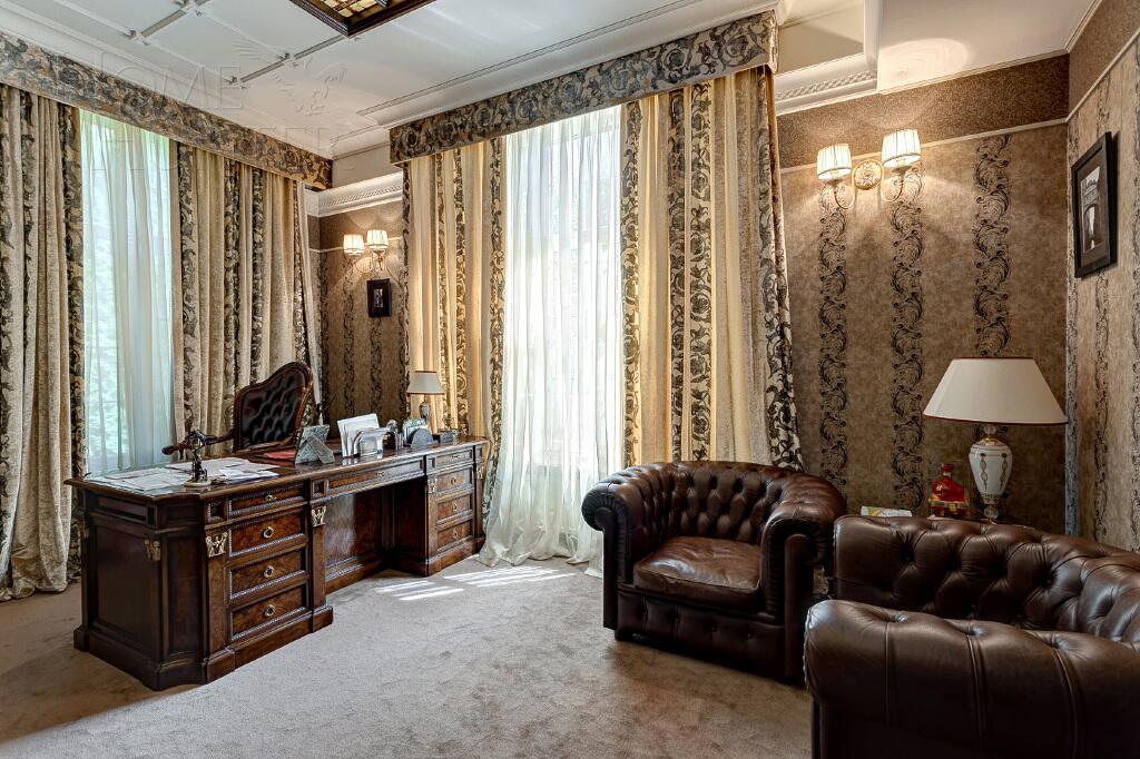 2-этажный коттедж 1 200 м² с отделкой