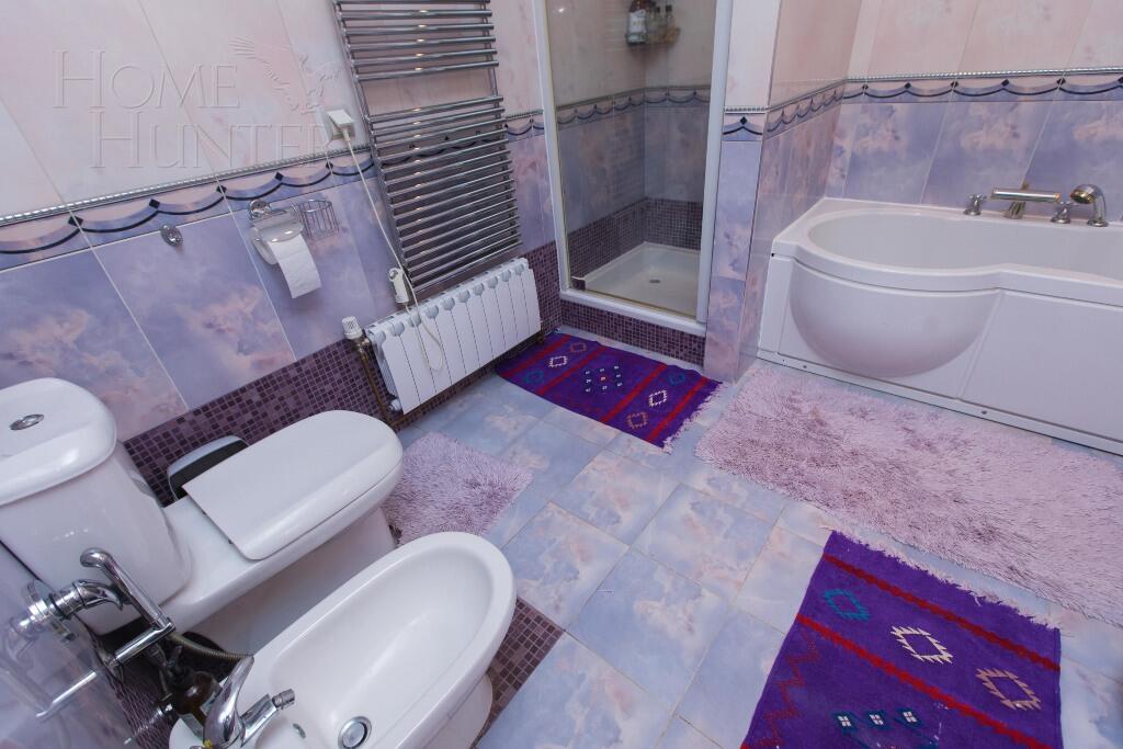 2-этажный коттедж 800 м² с отделкой