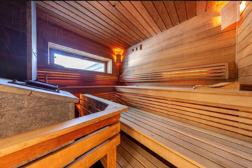 2-этажный коттедж 1 622 м² с отделкой