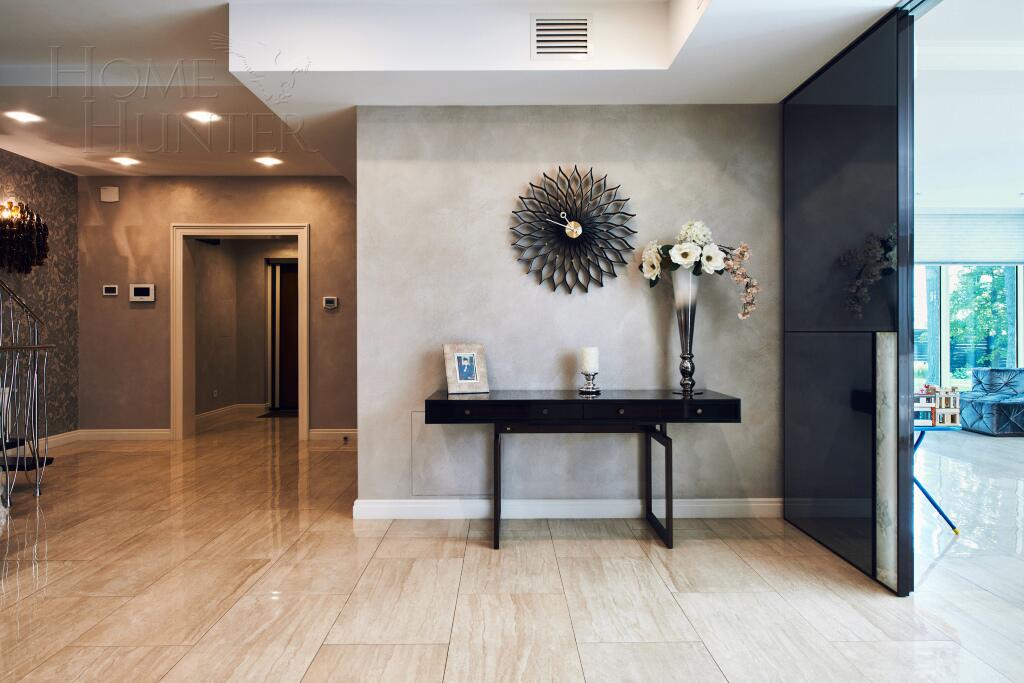 2-этажный коттедж 835 м² с отделкой