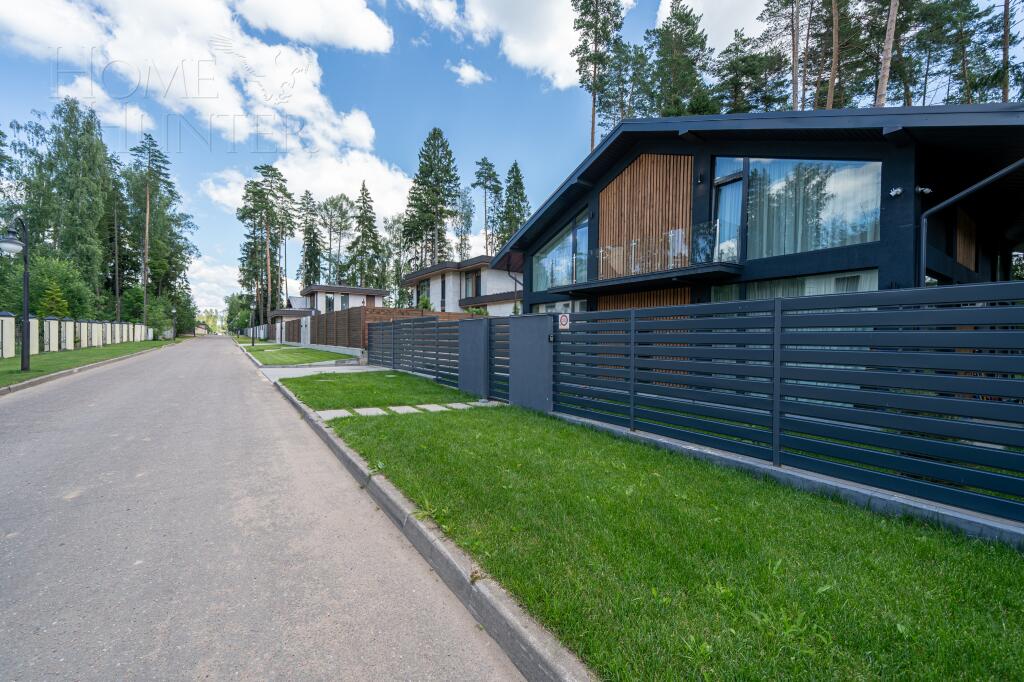 2-этажный коттедж 549 м² без отделки