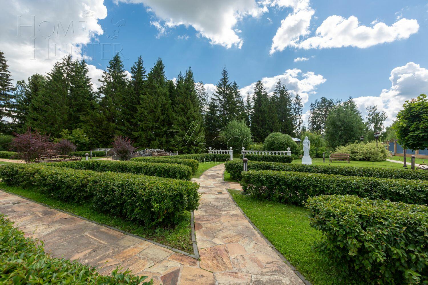 2-этажный коттедж 1 832 м² с отделкой