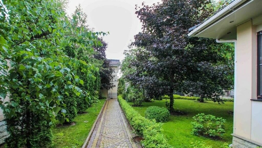 2-этажный коттедж 900 м² с отделкой