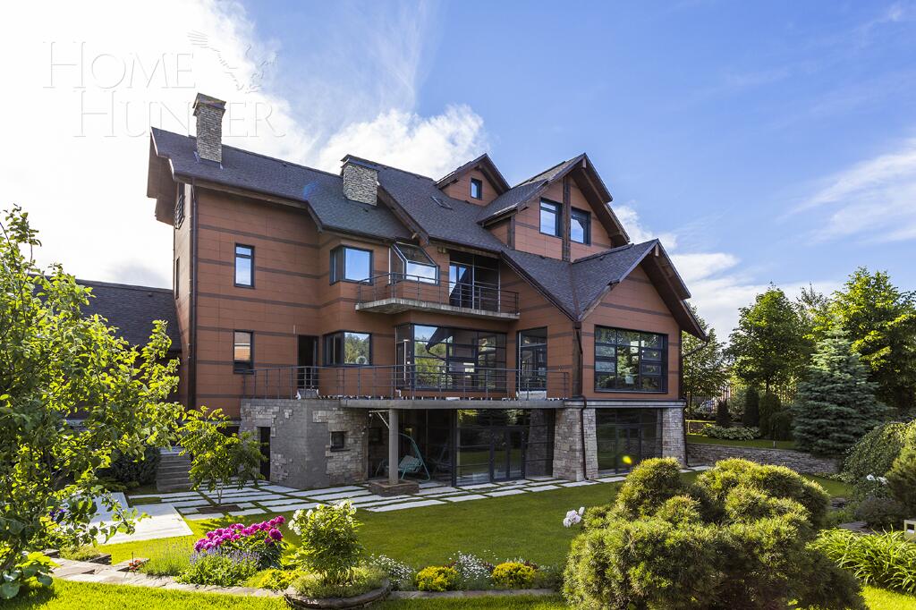 2-этажный коттедж 850 м² без отделки