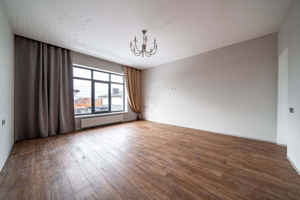 2-этажный коттедж 250 м² с отделкой