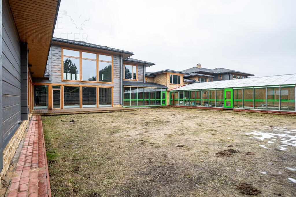 2-этажный коттедж 1 250 м² без отделки