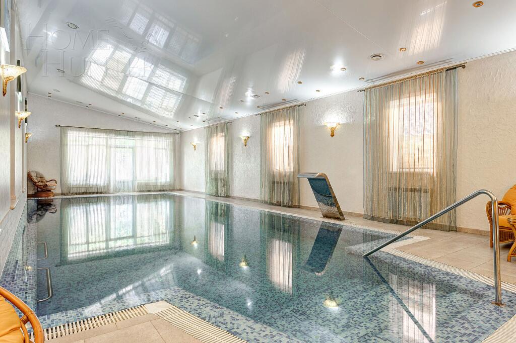 2-этажный коттедж 800 м² с отделкой