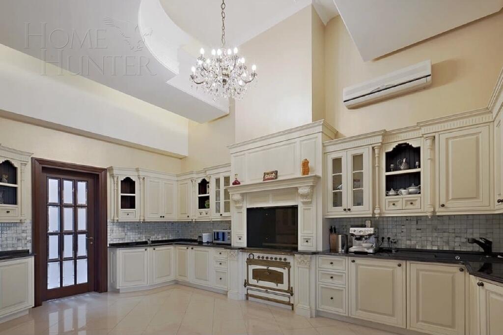 2-этажный коттедж 810 м² с отделкой