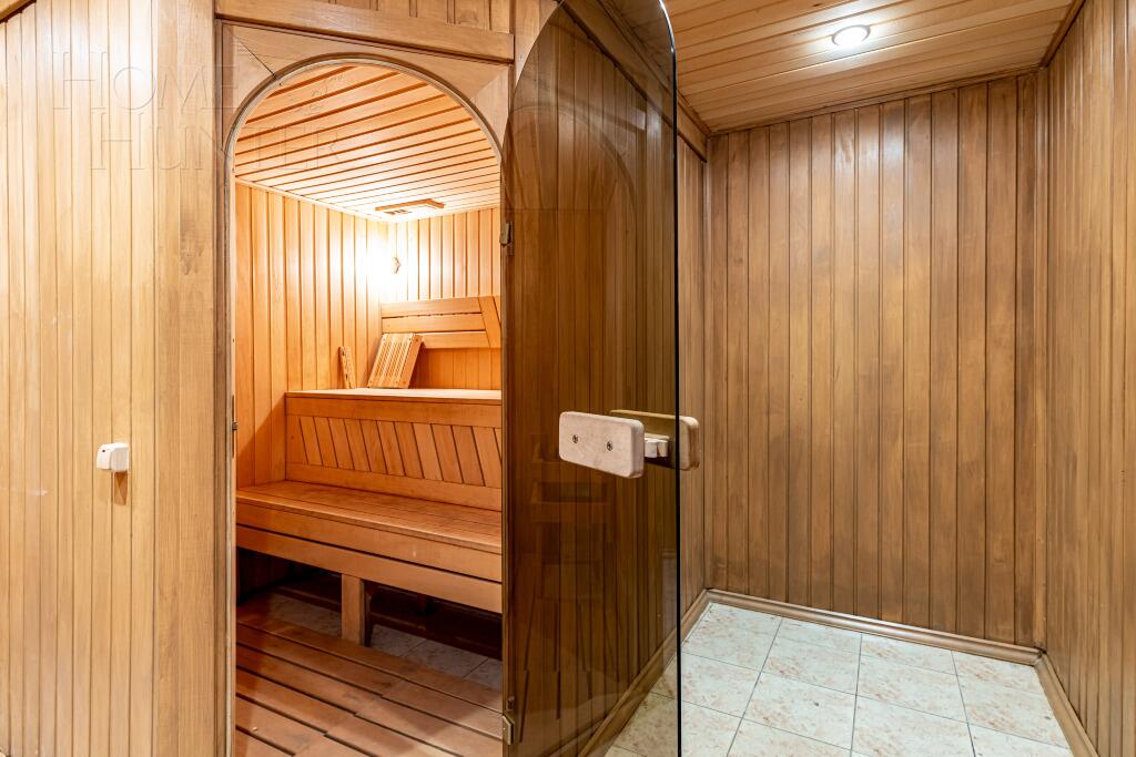 2-этажный коттедж 440 м² с отделкой