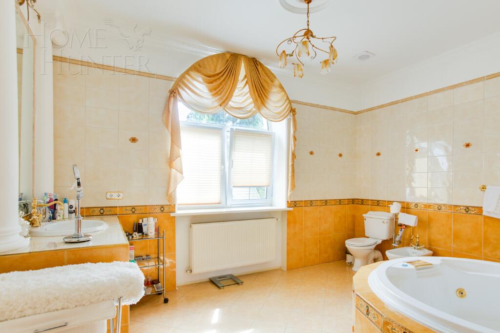2-этажный коттедж 850 м² с отделкой