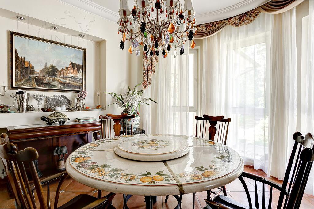 2-этажный коттедж 850 м² с отделкой