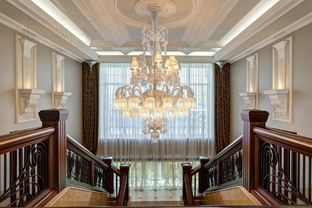 2-этажный коттедж 1 200 м² с отделкой