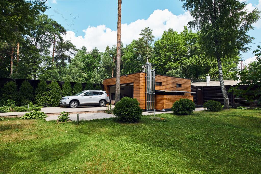 2-этажный коттедж 835 м² с отделкой