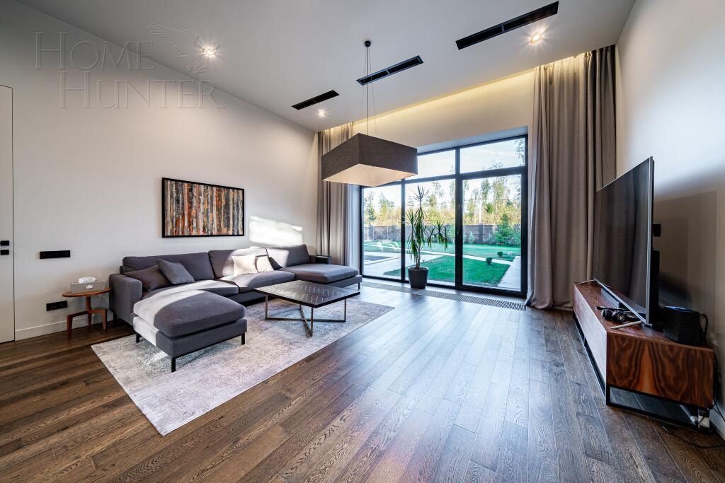 2-этажный коттедж 450 м² с отделкой