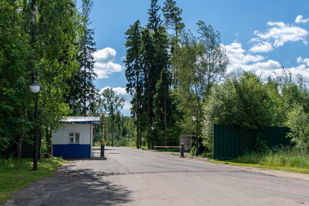 2-этажный коттедж 549 м² без отделки