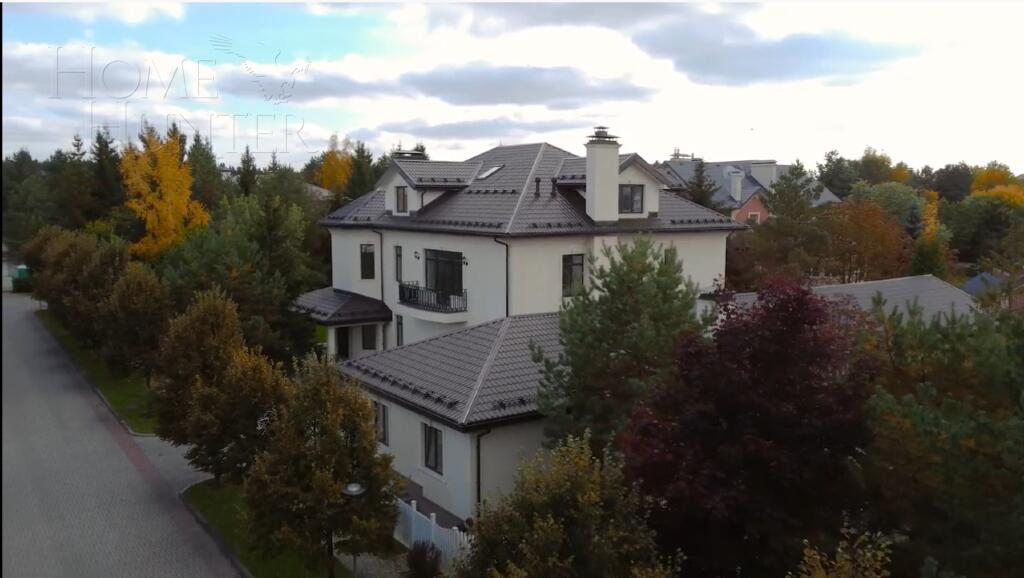 2-этажный коттедж 1 250 м² с отделкой
