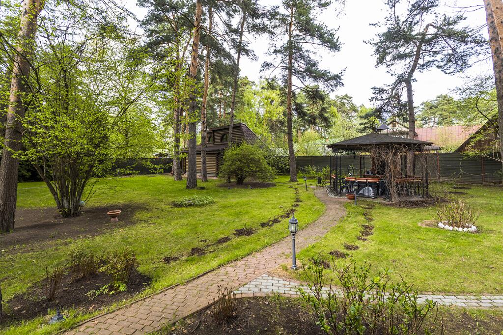 2-этажный коттедж 560 м² с отделкой