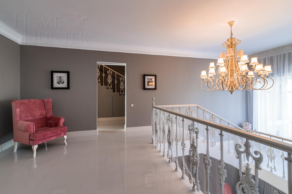 2-этажный коттедж 732 м² с отделкой