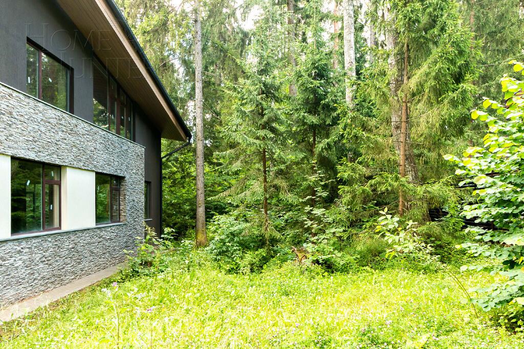 2-этажный коттедж 710 м² без отделки